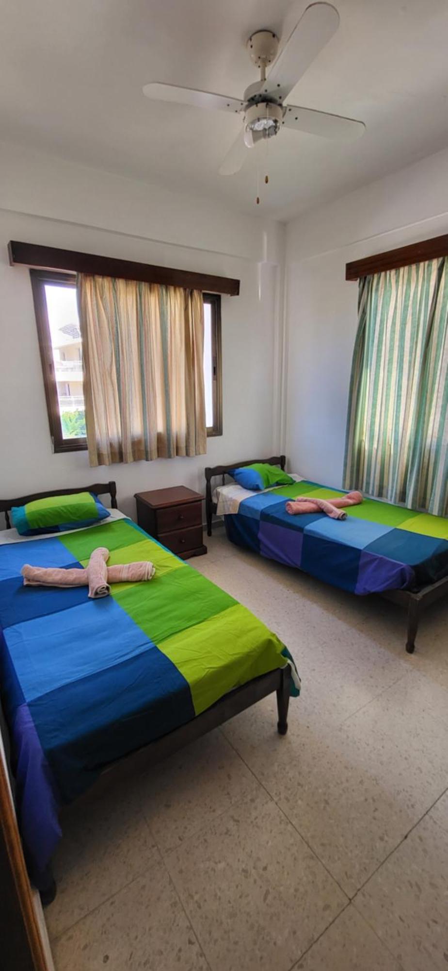 King Philips Apartment Пафос Екстериор снимка